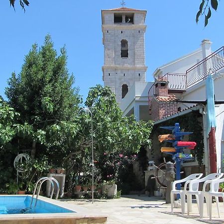 Dvor Maraca Bell Tower Apartments Tisno Exteriér fotografie
