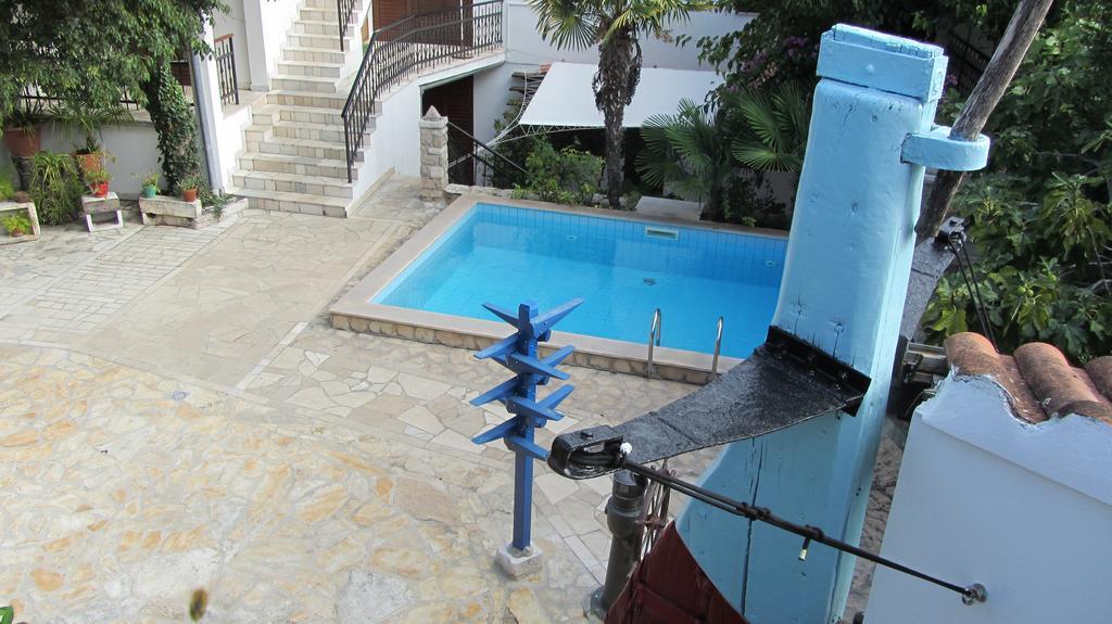 Dvor Maraca Bell Tower Apartments Tisno Exteriér fotografie