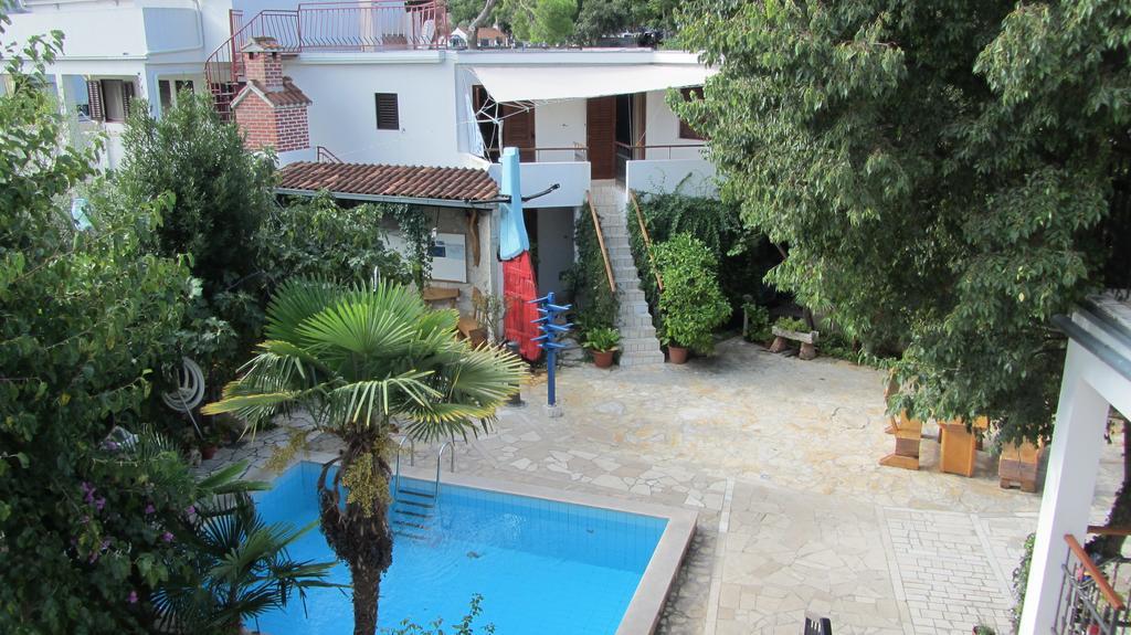 Dvor Maraca Bell Tower Apartments Tisno Exteriér fotografie
